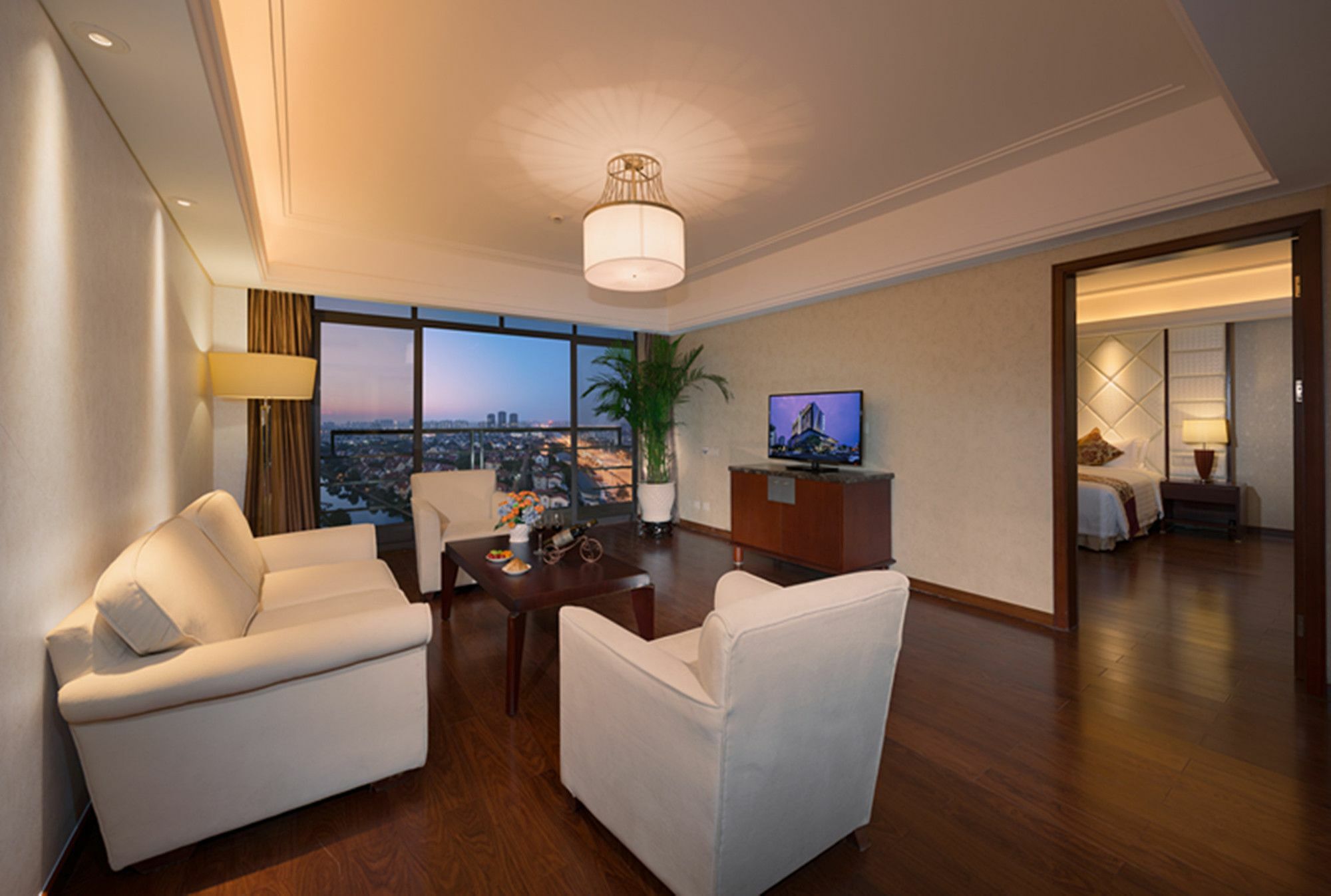 Shuguang International Hotel Kunshan 昆山 エクステリア 写真