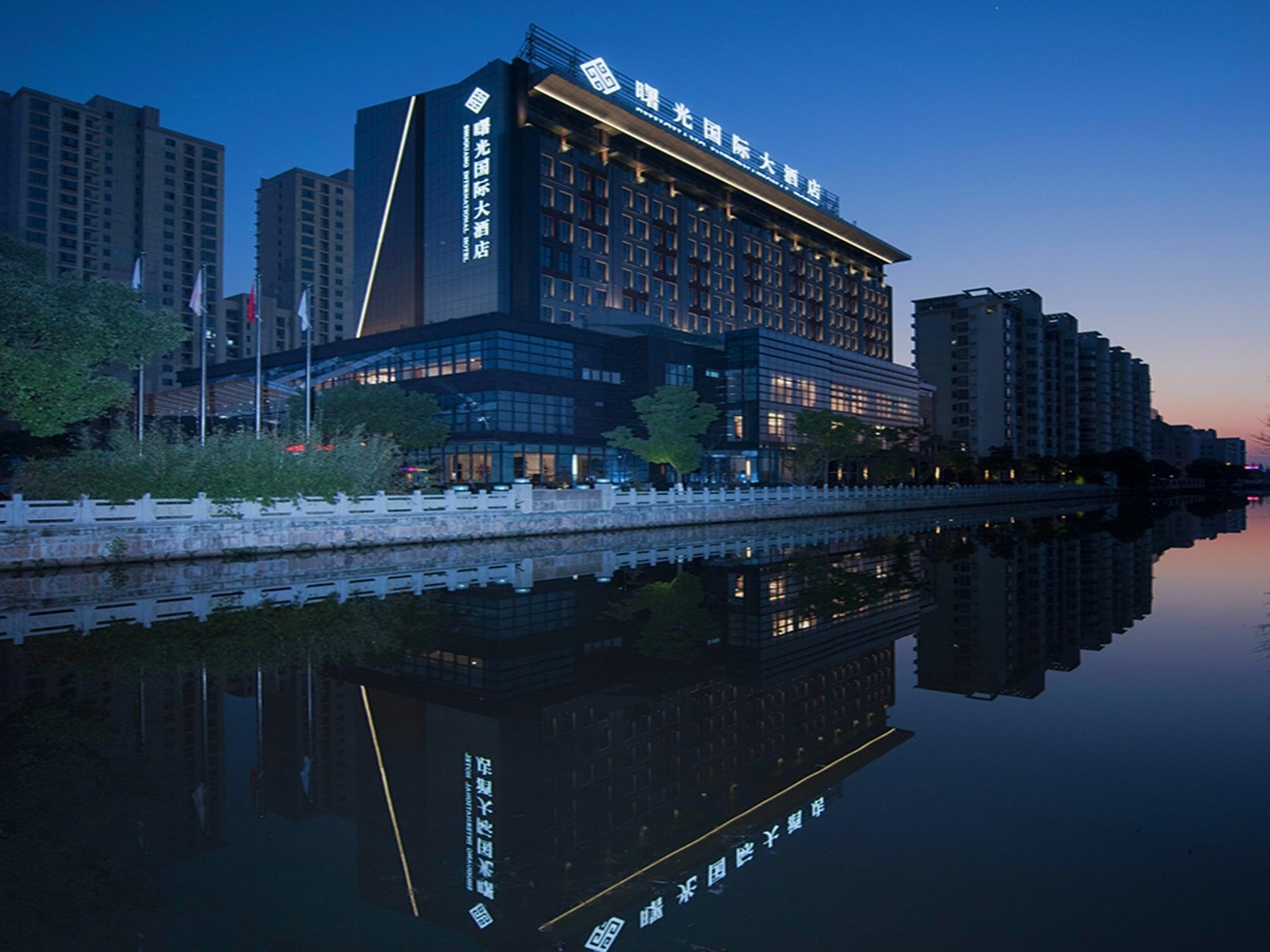Shuguang International Hotel Kunshan 昆山 エクステリア 写真